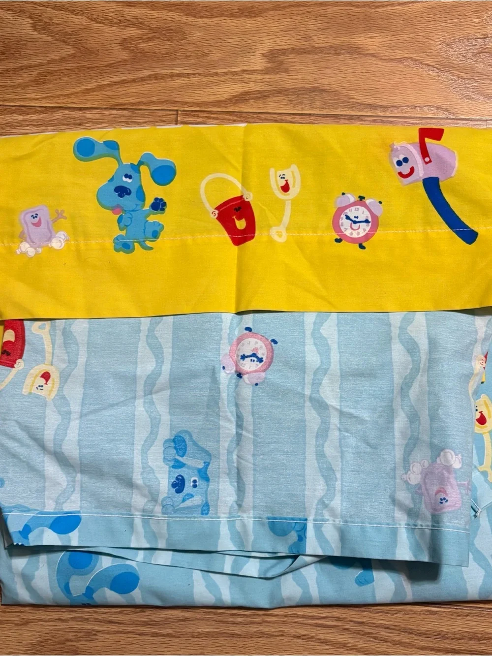 Vintage 1990s Blues Clues Twin Flat Sheet Dan River Nickelodeon Childrens Bed